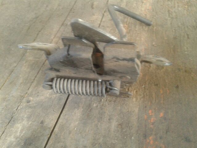 bontott MERCEDES-BENZ A-CLASS Motorháztető Zárszerkezet