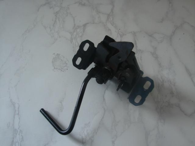 bontott MERCEDES-BENZ A-CLASS Motorháztető Zárszerkezet