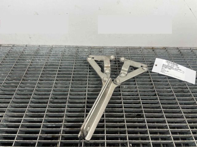 bontott MERCEDES-BENZ A-CLASS Motorháztető Zsanér Pár