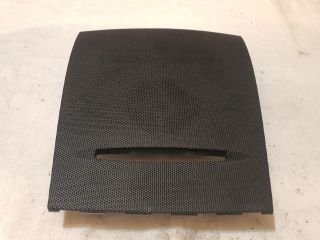 bontott MERCEDES-BENZ A-CLASS Műszerfal Középső Hangszóró Burkolat