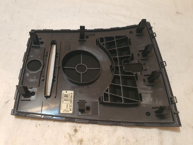 bontott MERCEDES-BENZ A-CLASS Műszerfal Középső Hangszóró Burkolat