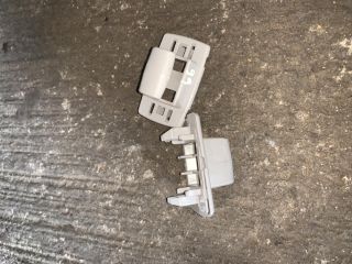 bontott MERCEDES-BENZ A-CLASS Napellenző Tartó (Pozíciófüggetlen)