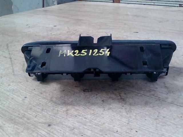 bontott MERCEDES-BENZ A-CLASS Pótféklámpa