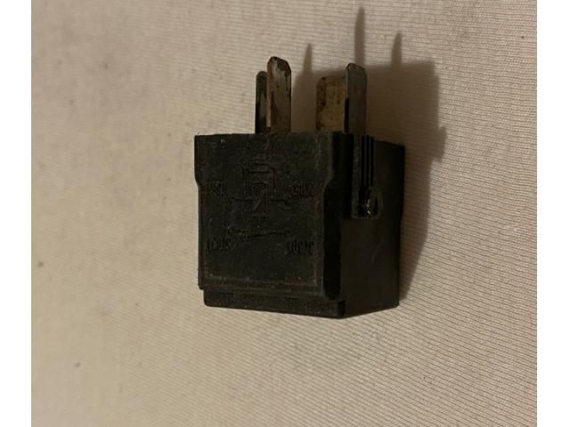 bontott MERCEDES-BENZ A-CLASS Relé