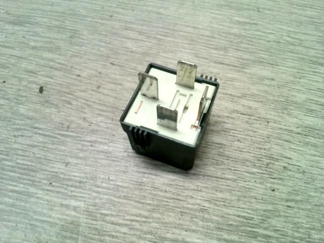 bontott MERCEDES-BENZ A-CLASS Relé