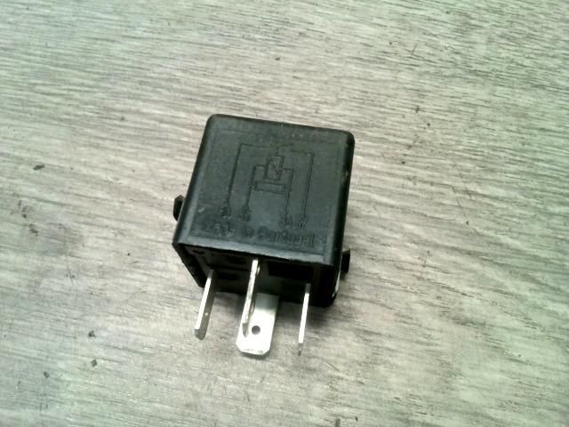 bontott MERCEDES-BENZ A-CLASS Relé