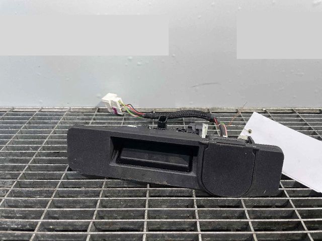 bontott MERCEDES-BENZ A-CLASS Tolatókamera