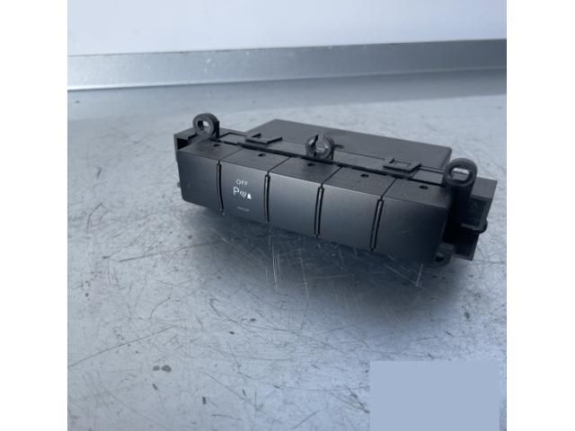 bontott MERCEDES-BENZ A-CLASS Tolatóradar Kapcsoló