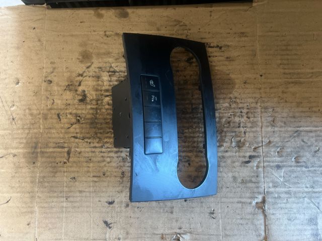 bontott MERCEDES-BENZ A-CLASS Ülésfűtés Kapcsoló Pár