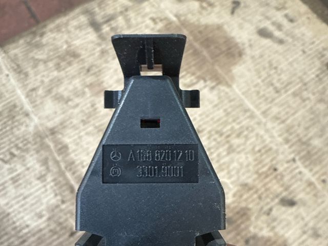 bontott MERCEDES-BENZ A-CLASS Vészvillogó Kapcsoló