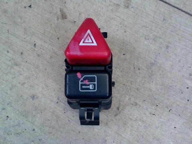 bontott MERCEDES-BENZ A-CLASS Vészvillogó Kapcsoló