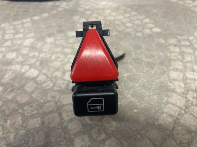 bontott MERCEDES-BENZ A-CLASS Vészvillogó Kapcsoló