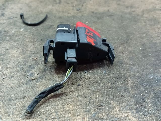 bontott MERCEDES-BENZ A-CLASS Vészvillogó Kapcsoló