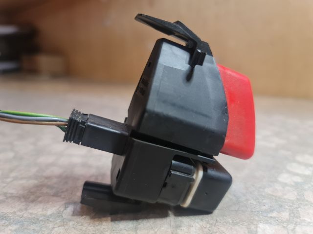 bontott MERCEDES-BENZ A-CLASS Vészvillogó Kapcsoló