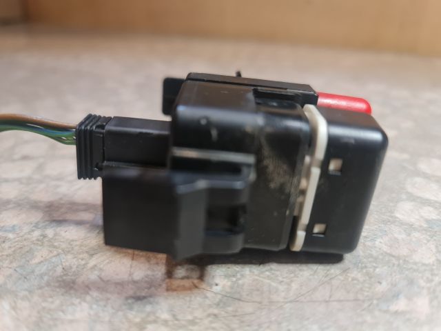 bontott MERCEDES-BENZ A-CLASS Vészvillogó Kapcsoló