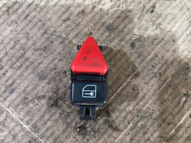 bontott MERCEDES-BENZ A-CLASS Vészvillogó Kapcsoló