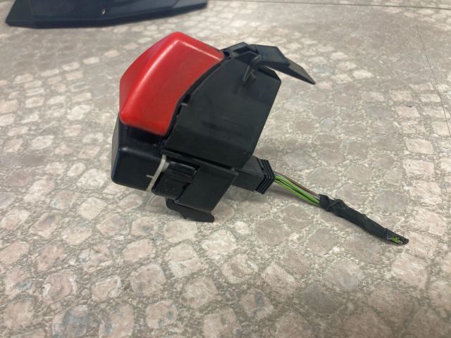 bontott MERCEDES-BENZ A-CLASS Vészvillogó Kapcsoló