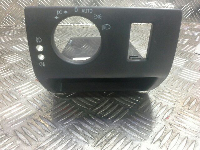 bontott MERCEDES-BENZ A-CLASS Világítás Kapcsoló Keret