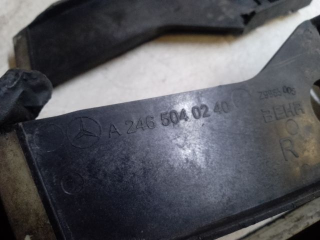 bontott MERCEDES-BENZ A-CLASS Vízhűtő Radiátor Tartó