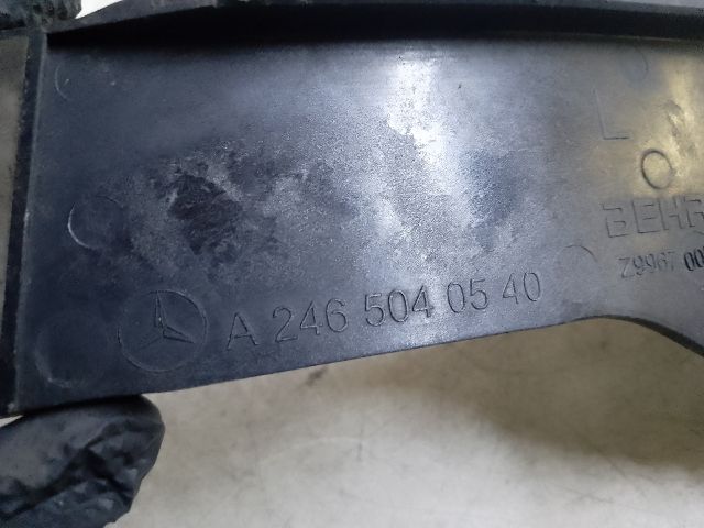 bontott MERCEDES-BENZ A-CLASS Vízhűtő Radiátor Tartó