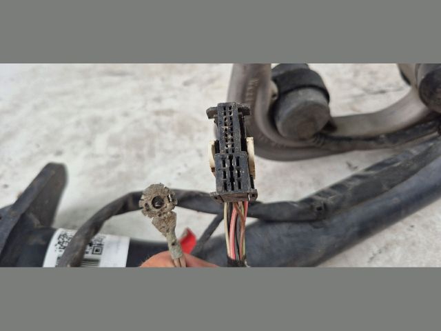 bontott MERCEDES-BENZ A-CLASS Vonóhorog