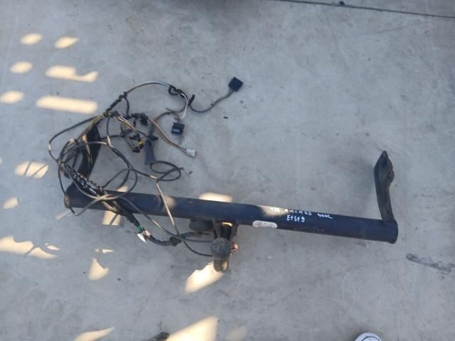 bontott MERCEDES-BENZ A-CLASS Vonóhorog