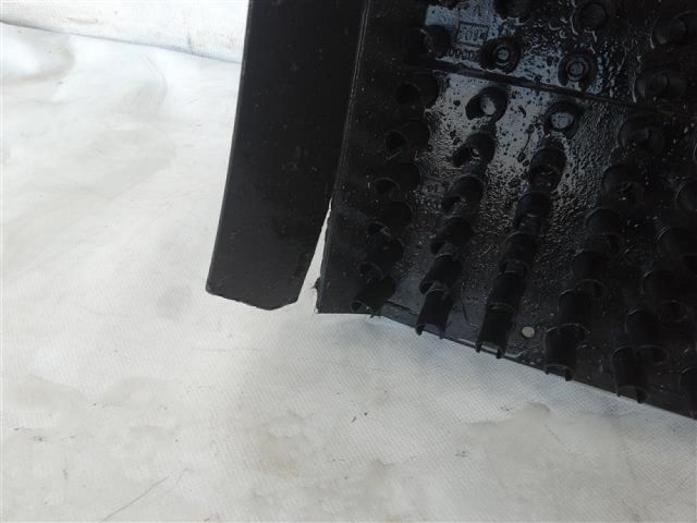 bontott MERCEDES-BENZ ACTROS Bal hátsó Sárvédő Gumi