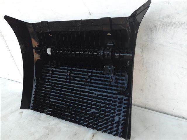 bontott MERCEDES-BENZ ACTROS Bal hátsó Sárvédő Gumi