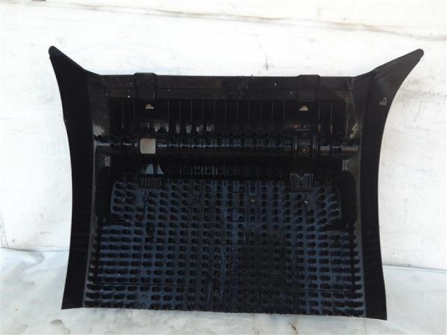 bontott MERCEDES-BENZ ACTROS Bal hátsó Sárvédő Gumi