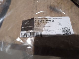 bontott MERCEDES-BENZ ACTROS Vízhűtő Cső Alsó