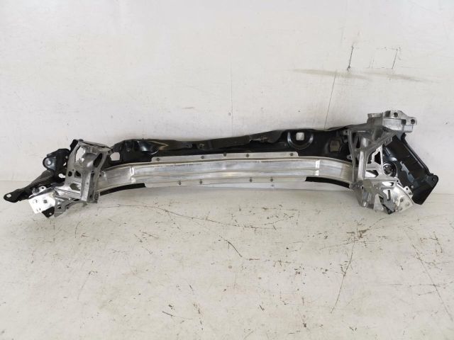 bontott MERCEDES-BENZ AMG GT Alsó Kereszttartó