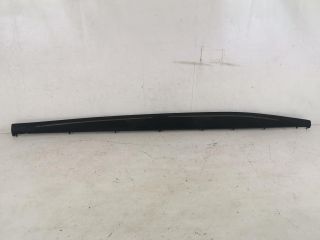 bontott MERCEDES-BENZ AMG GT Bal első Küszöb Díszléc