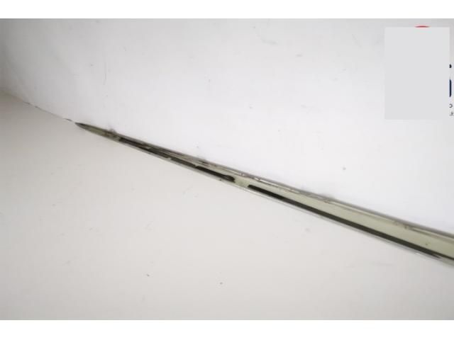 bontott MERCEDES-BENZ AMG GT Bal hátsó Küszöb Díszléc