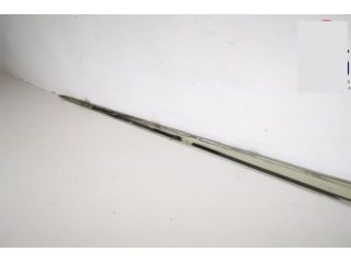 bontott MERCEDES-BENZ AMG GT Bal hátsó Küszöb Díszléc