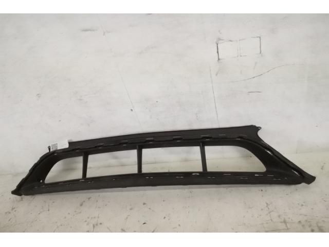 bontott MERCEDES-BENZ AMG GT Első Lökhárító Alsó Középső Díszrács