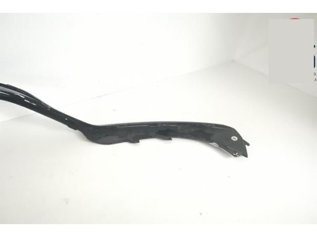 bontott MERCEDES-BENZ AMG GT Első Lökhárító Díszléc