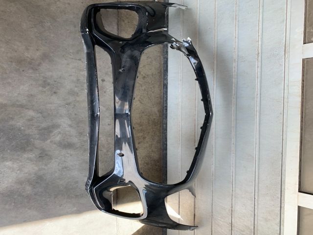 bontott MERCEDES-BENZ AMG GT Első Lökhárító (Üresen)