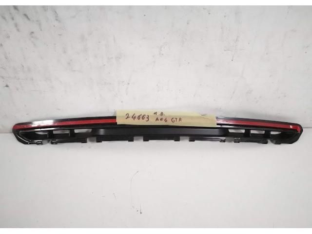 bontott MERCEDES-BENZ AMG GT Hátsó Lökhárító Díszléc