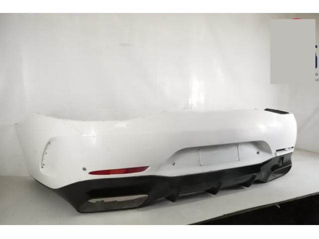 bontott MERCEDES-BENZ AMG GT Hátsó Lökhárító (Részeivel)