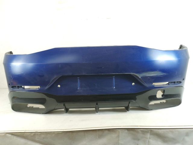 bontott MERCEDES-BENZ AMG GT Hátsó Lökhárító (Részeivel)