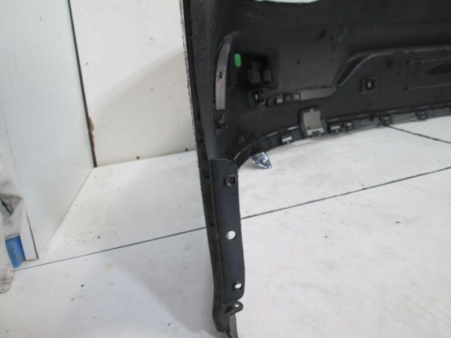 bontott MERCEDES-BENZ AMG GT Hátsó Lökhárító (Üresen)