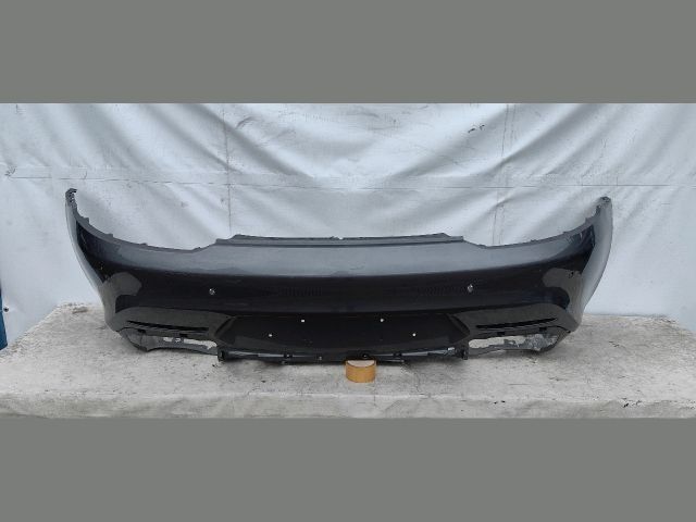 bontott MERCEDES-BENZ AMG GT Hátsó Lökhárító (Üresen)