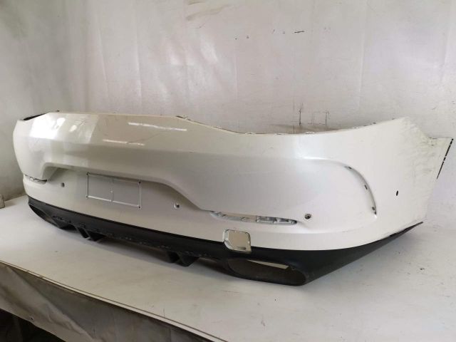 bontott MERCEDES-BENZ AMG GT Hátsó Lökhárító (Üresen)