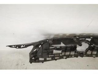 bontott MERCEDES-BENZ AMG GT Hűtőrács