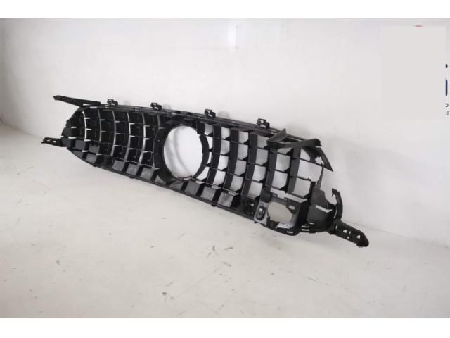 bontott MERCEDES-BENZ AMG GT Hűtőrács