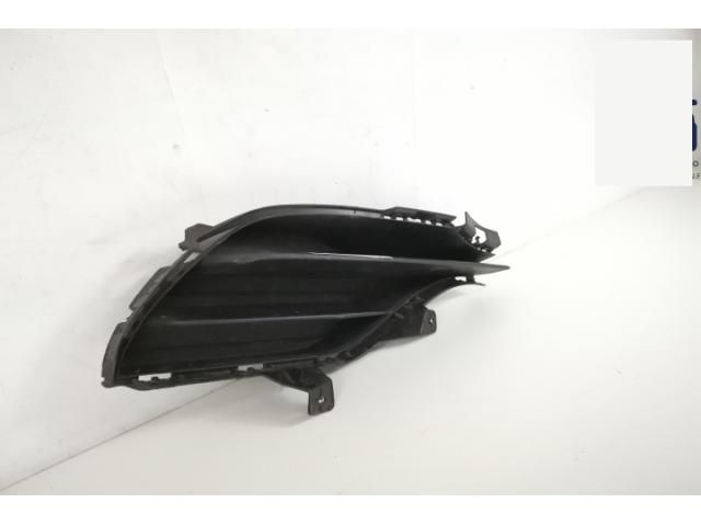 bontott MERCEDES-BENZ AMG GT Jobb Ködlámpa Rács