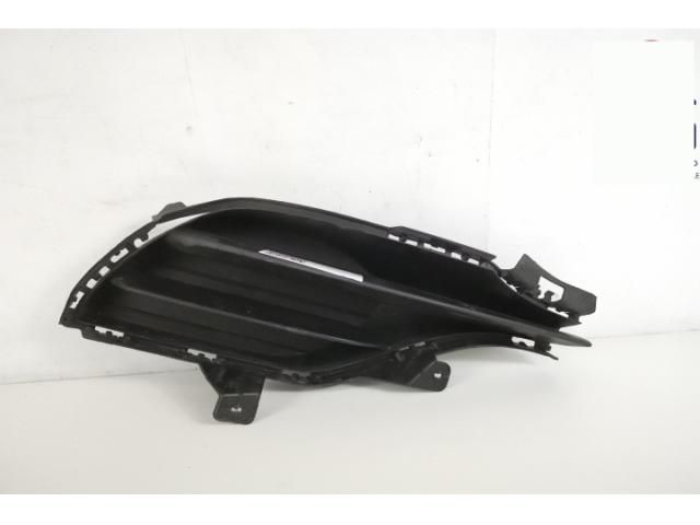 bontott MERCEDES-BENZ AMG GT Jobb Ködlámpa Rács