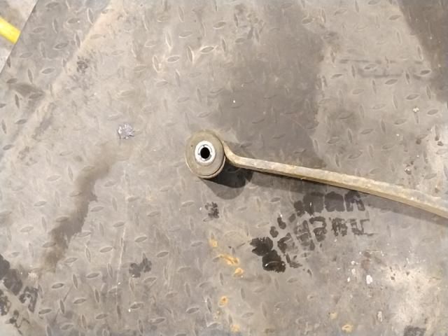 bontott MERCEDES-BENZ ATEGO Jobb első Rugó