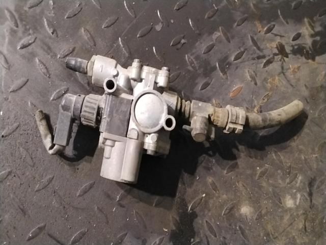 bontott MERCEDES-BENZ ATEGO Fékszelep