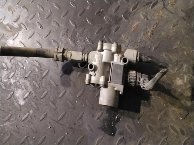 bontott MERCEDES-BENZ ATEGO Fékszelep